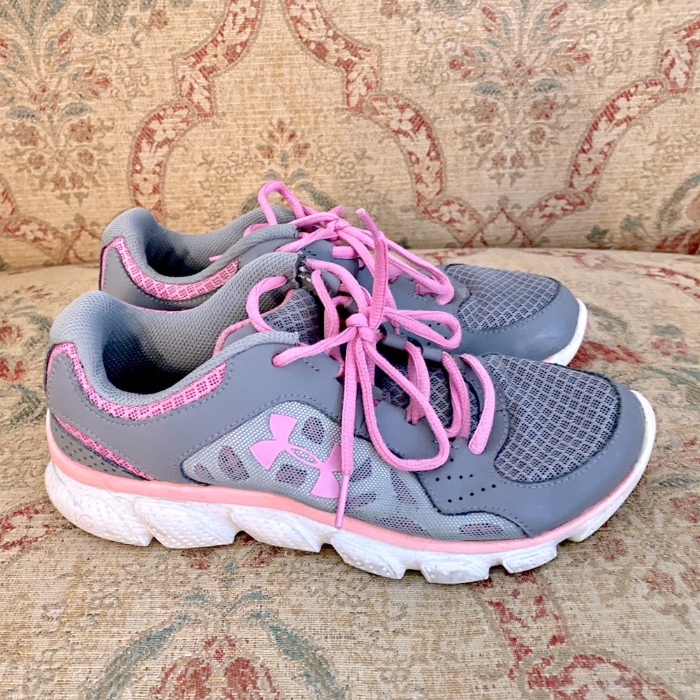 Under Armor Sneakers